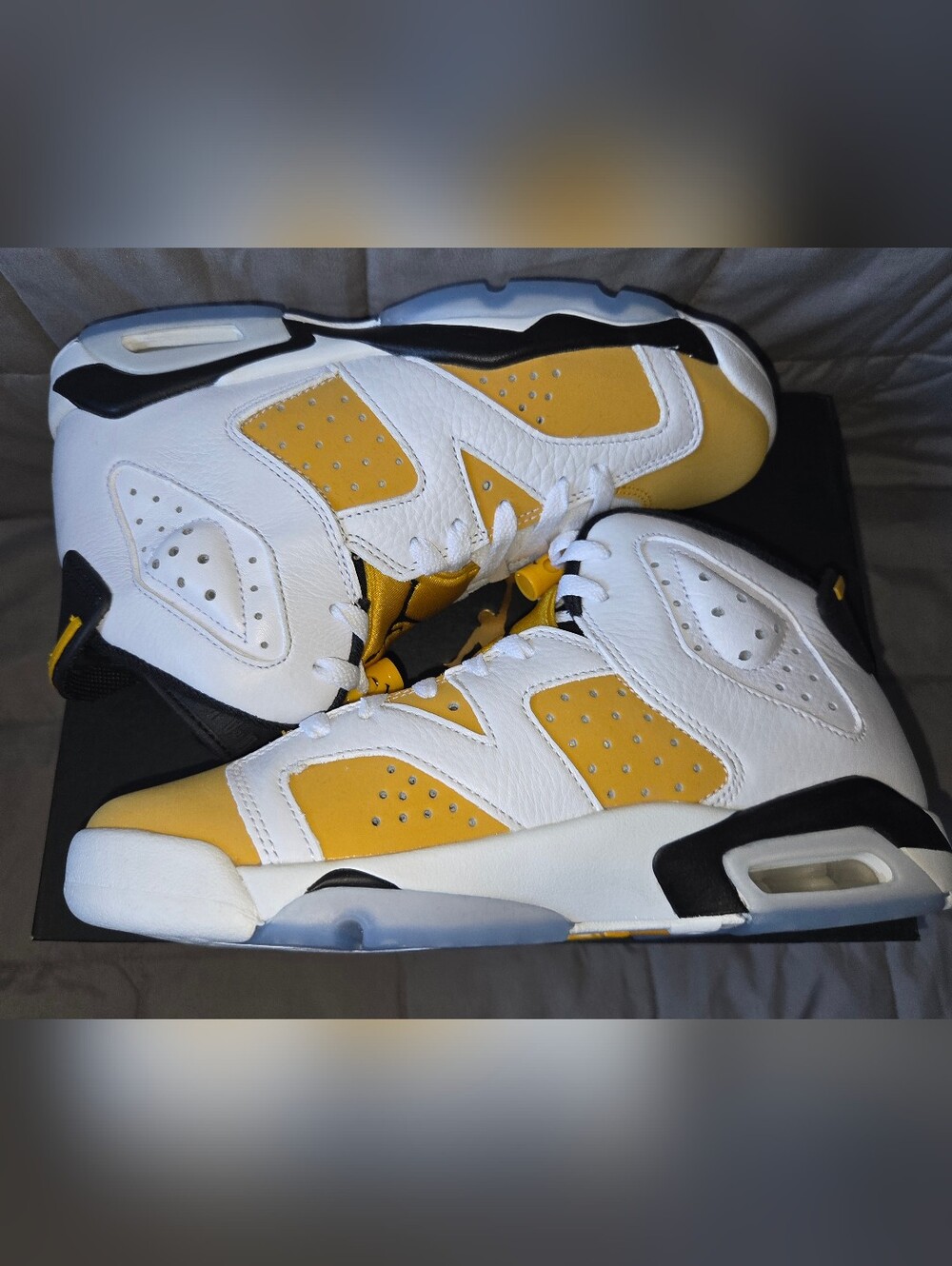 Nike Air Jordan 6 VI Retro Ochre Yellow 384665-170 White Sneakers GS Size 5.5Y